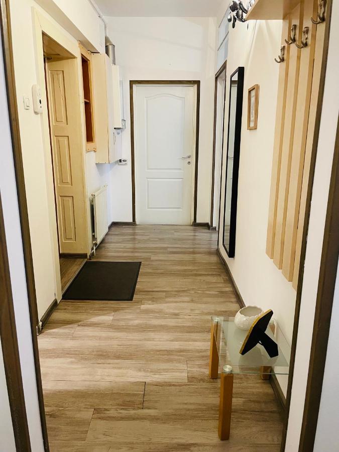 Postavarului Apartment Braşov Eksteriør billede